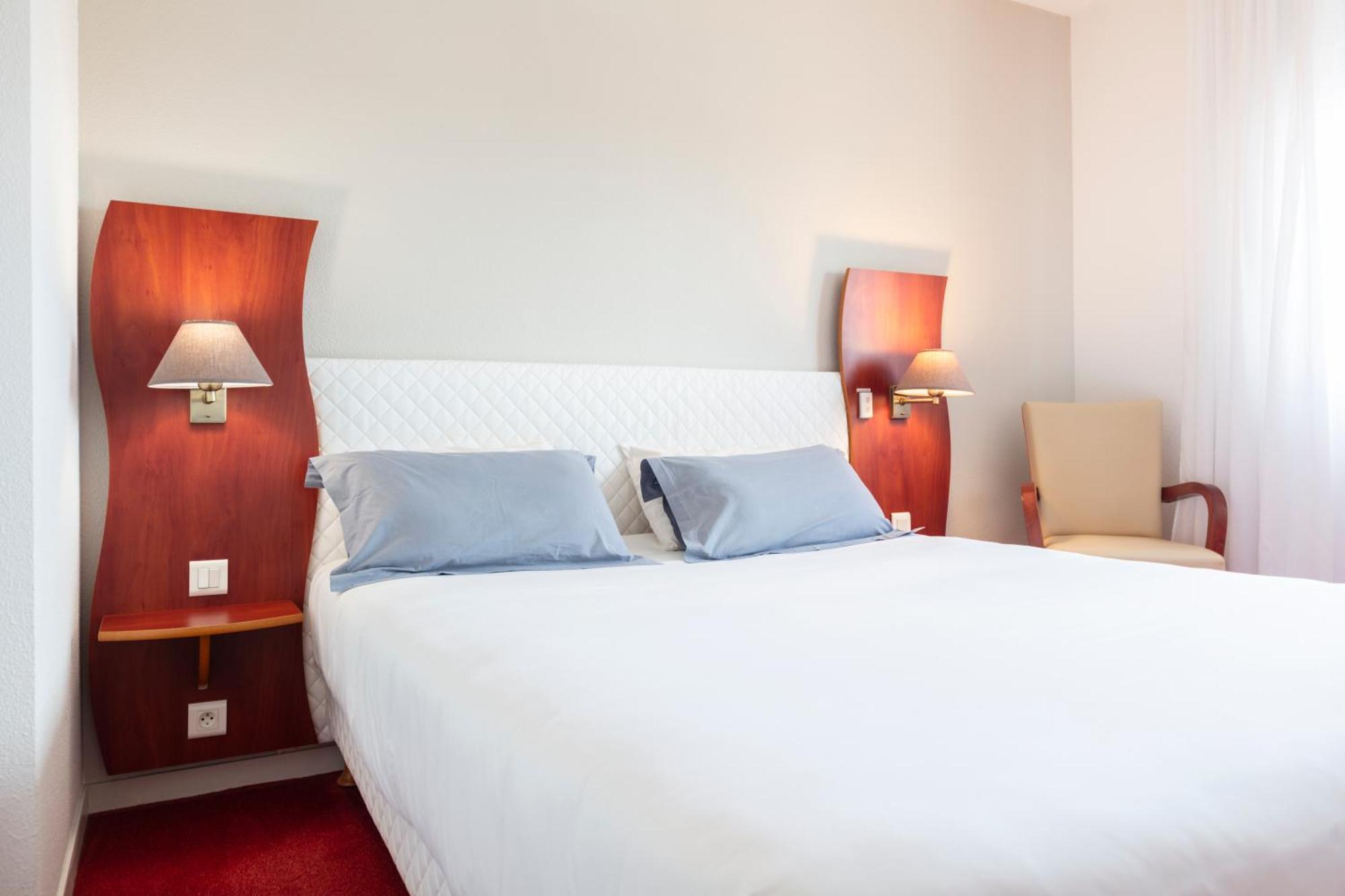 Artemis Hotel & Spa Bistro Coquet Brioude Phòng bức ảnh